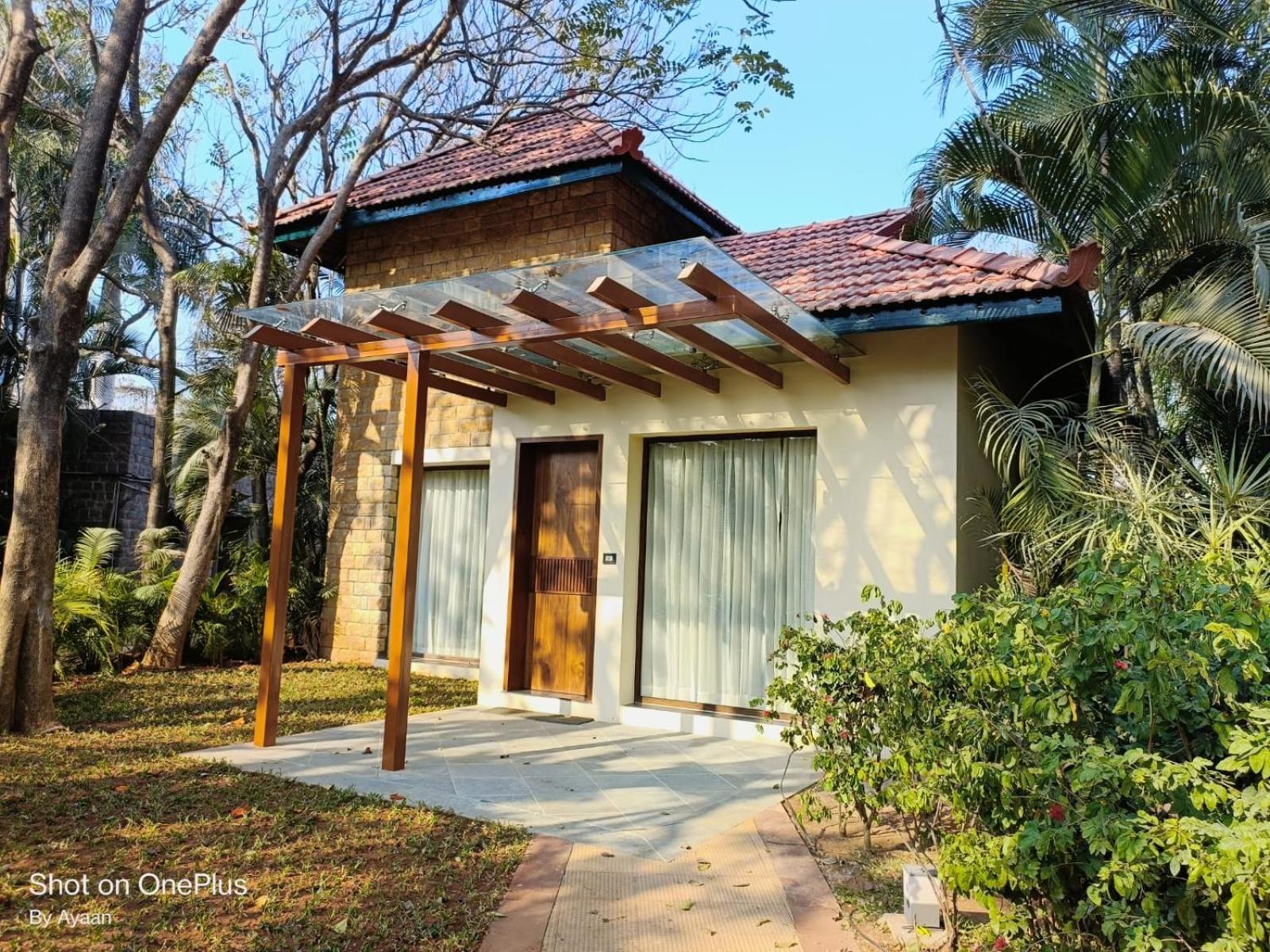 The Golkonda Resort And Spa ハイデラバード エクステリア 写真