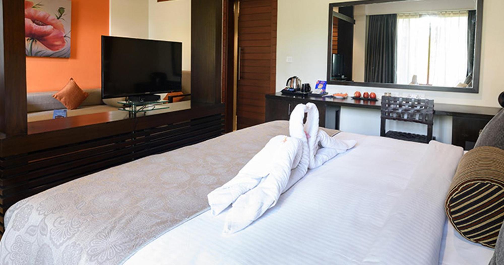 The Golkonda Resort And Spa ハイデラバード エクステリア 写真